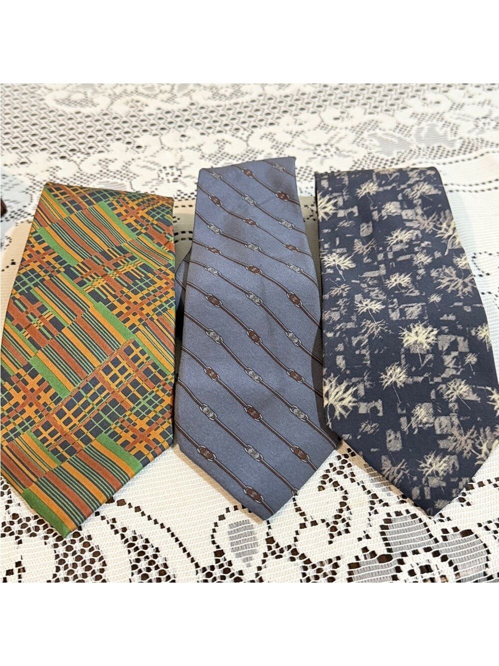 Yves Saint Laurent Silk Ties Set Bold Geometric and Elegant Patterns